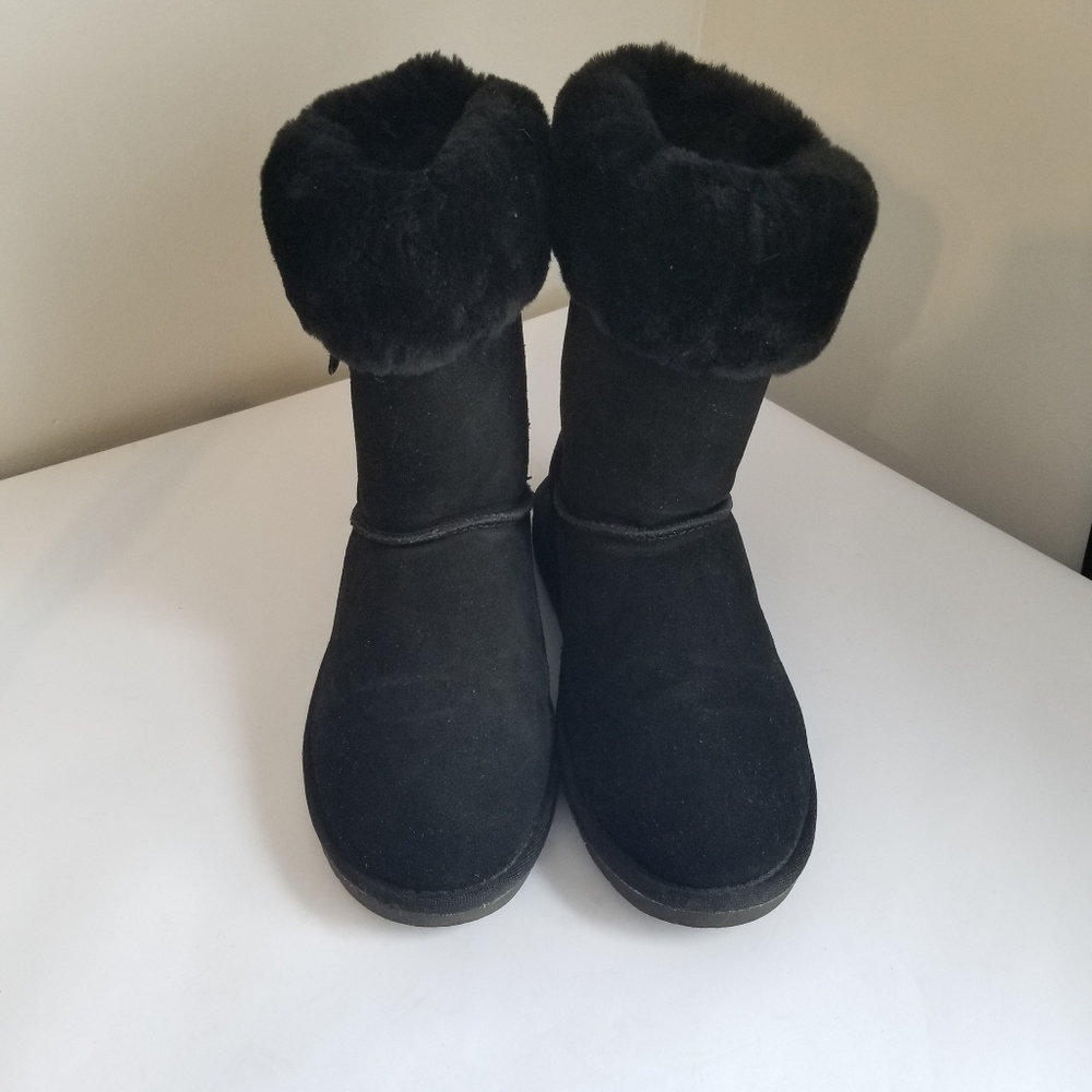 Black Beach Feet Ladies Cow Suede Sheep Skin Wool Lining Winter Boot Size 8